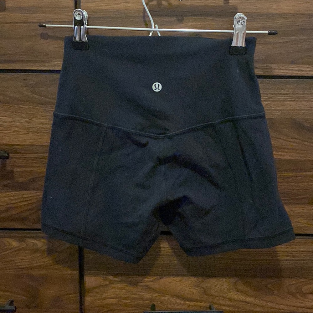 Lululemon black align shorts 4” inseam size 4